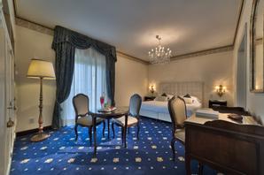 Hotel President Terme 5 | Abano Terme | senior_suite_letto.jpg
